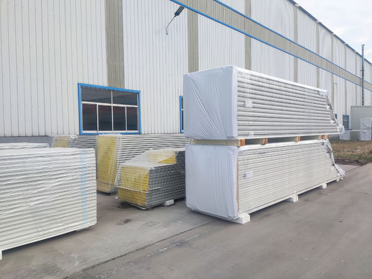 Waterproof Moisture Resistance Cold Room PU Panel With Customizable Length