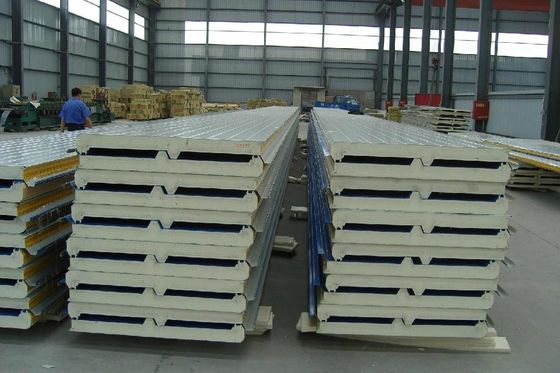 Fire Rated PU Sandwich Roof Panels For Excellent Heat Insulation And Waterproof Protection