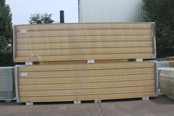 Fire Retardant PU Sandwich Insulated Cold Room Panel For Cold Storage Customization