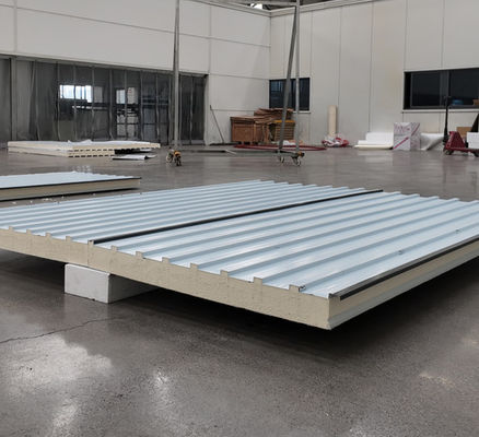 Fire Retardant Sandwich Structure PU Sandwich Roof Panel with B1/B2 Fire Rating Great Wall Panels