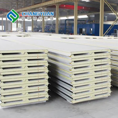 PU / PIR Sandwich Wall Panel Perfect Solution For Maintaining Heat In Building