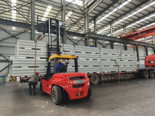 Sound Insulation Fireproof Cleanroom Sandwich Panel with Customizable Thickness for High Cleanliness Environments