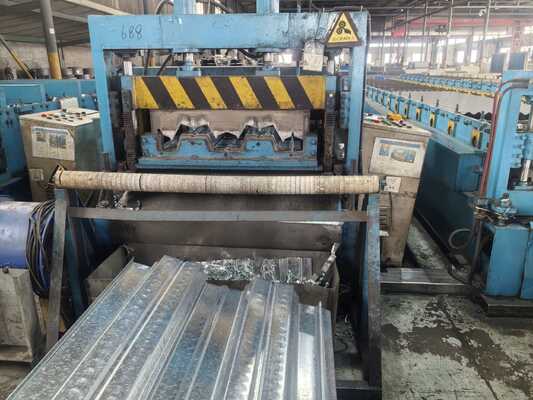 High Load Capacity Corrugated Metal Decking with Galvanized Steel and Custom Lengths Up To 6000mm
