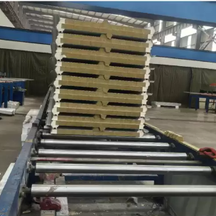 Polyurethane structural insulated panels outdoor roof panels foam core roofing profile sandwich panels 