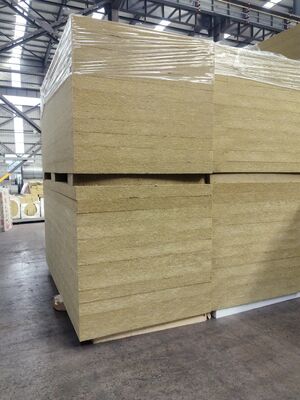 1000mm Width Fireproof Rockwool Roof Sandwich Panel with Thermal Conductivity 0.035 W/m·K for Photovoltaic Roof Applications